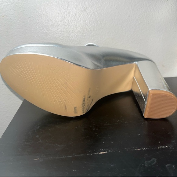 Perphy Platform Mary Janes Block Heels Pumps for Women Metallic Silver Sz 8 - Picture 9 of 12